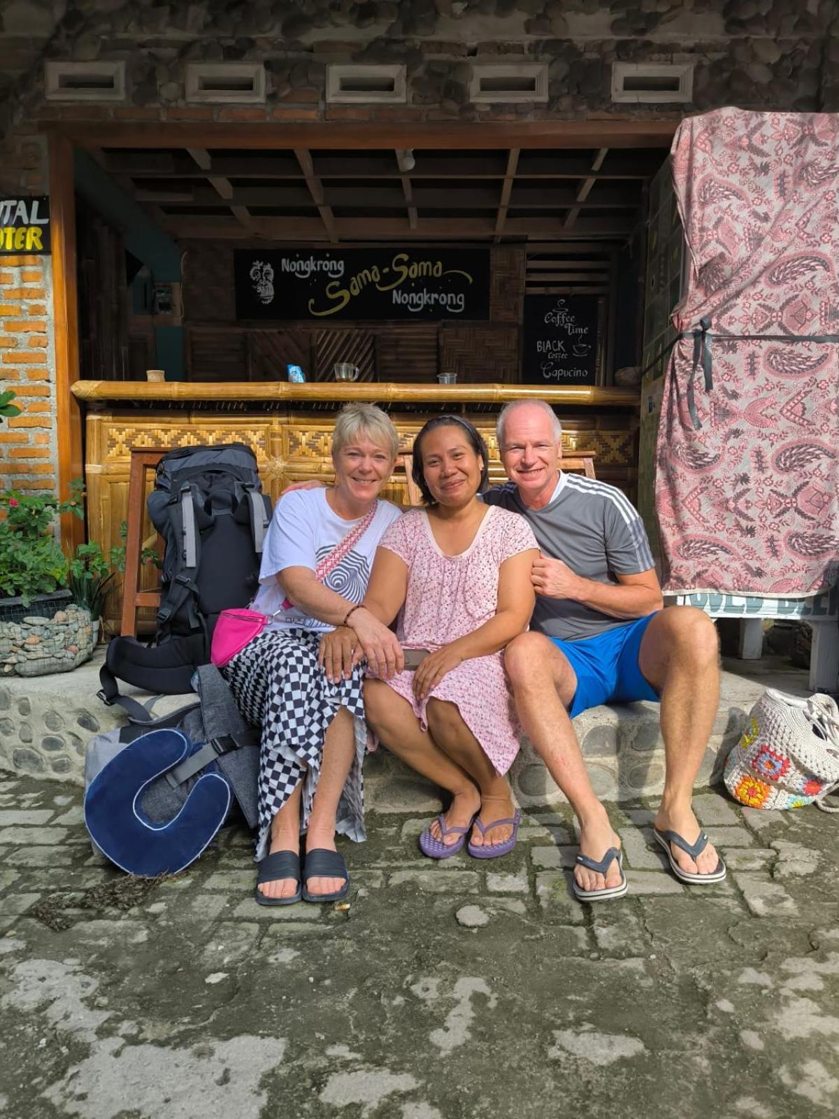 Sama Sama Homestay & Trekking Only Stay Here Book Trekking And Transport With Us Bukit Lawang Zewnętrze zdjęcie
