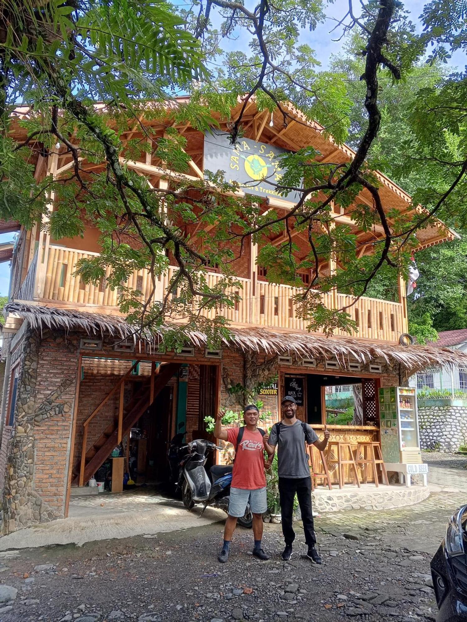 Sama Sama Homestay & Trekking Only Stay Here Book Trekking And Transport With Us Bukit Lawang Zewnętrze zdjęcie
