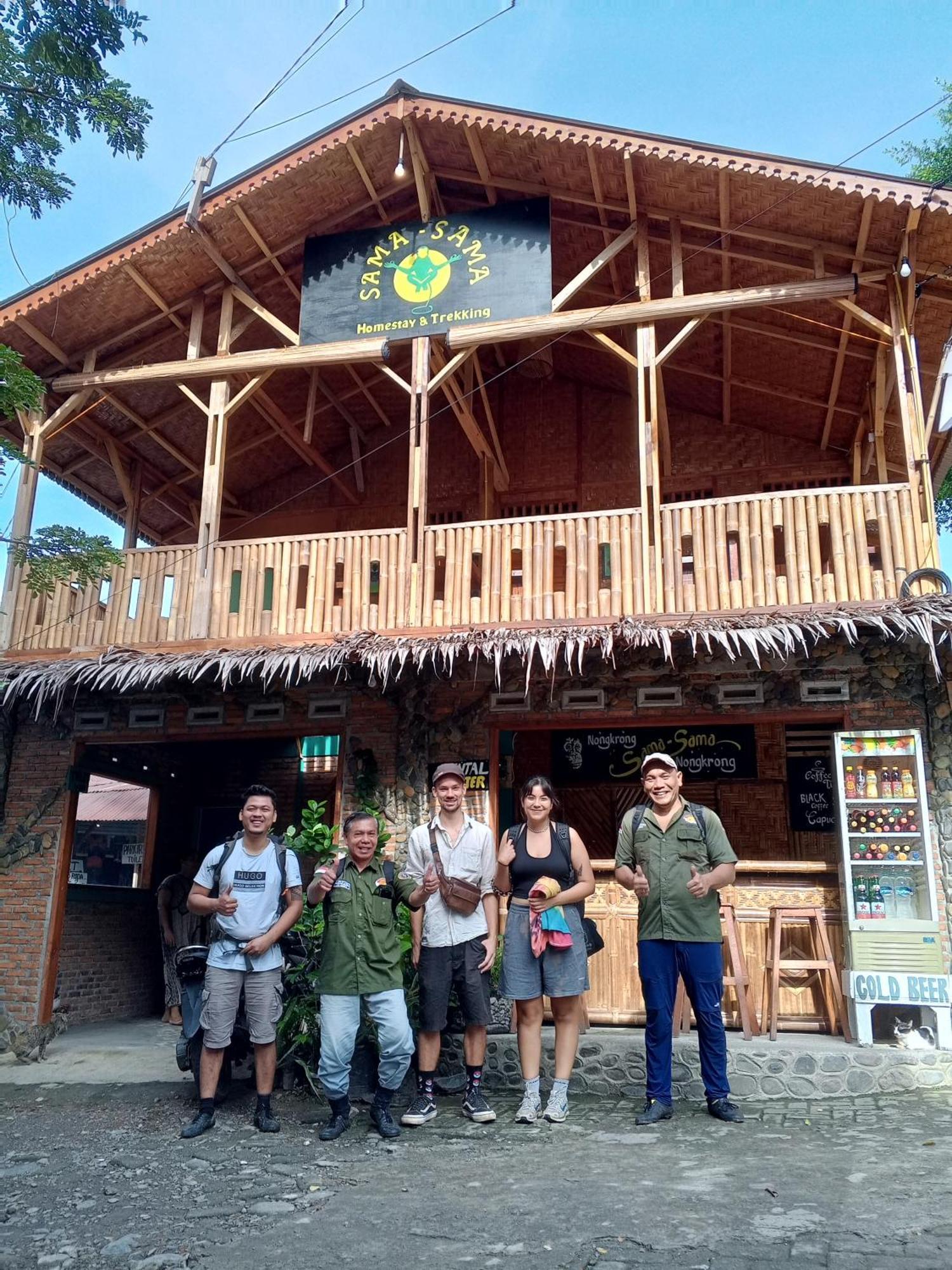 Sama Sama Homestay & Trekking Only Stay Here Book Trekking And Transport With Us Bukit Lawang Zewnętrze zdjęcie