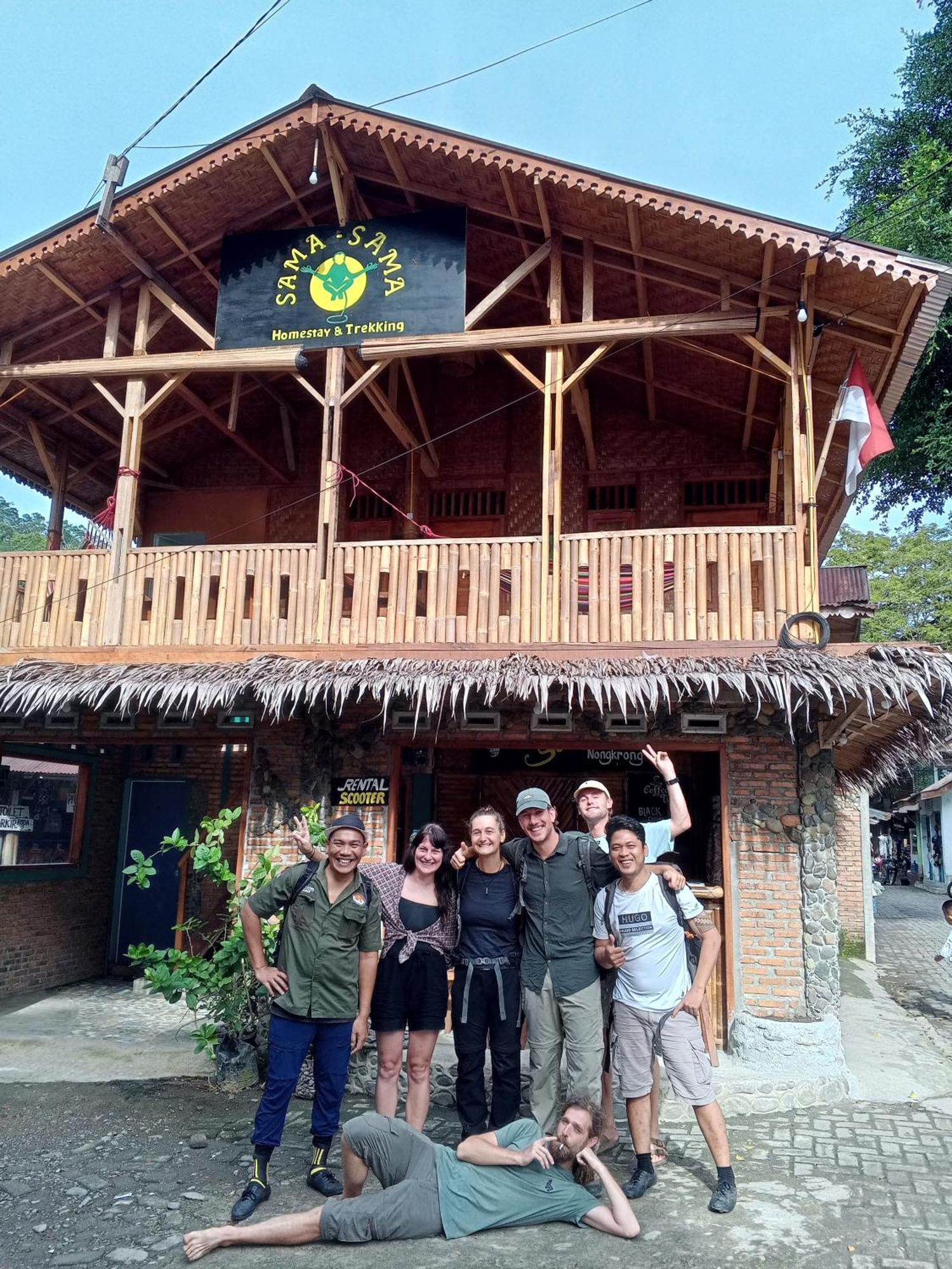 Sama Sama Homestay & Trekking Only Stay Here Book Trekking And Transport With Us Bukit Lawang Zewnętrze zdjęcie